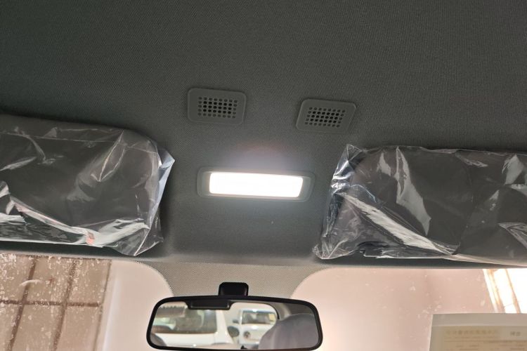 吉利银河 2024款 熊猫mini 200km 耐力熊中控内饰22