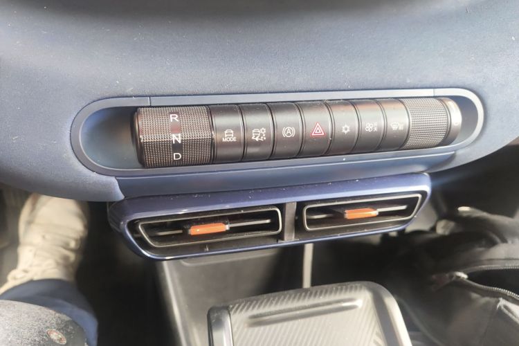 比亚迪 海鸥 2025款 305km 活力版中控内饰18