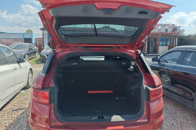 陆风X7 2015款 2.0T 全景尊贵版局部细节23