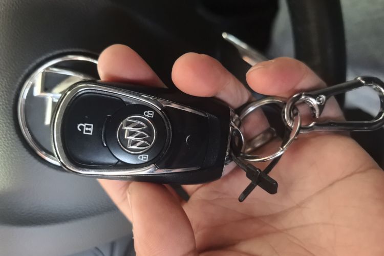 别克 昂科拉GX 2020款 20T CVT两驱豪华型中控内饰11