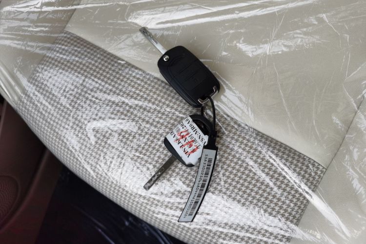 五菱汽车 宏光MINIEV 2025款 四门版 进阶款中控内饰7001