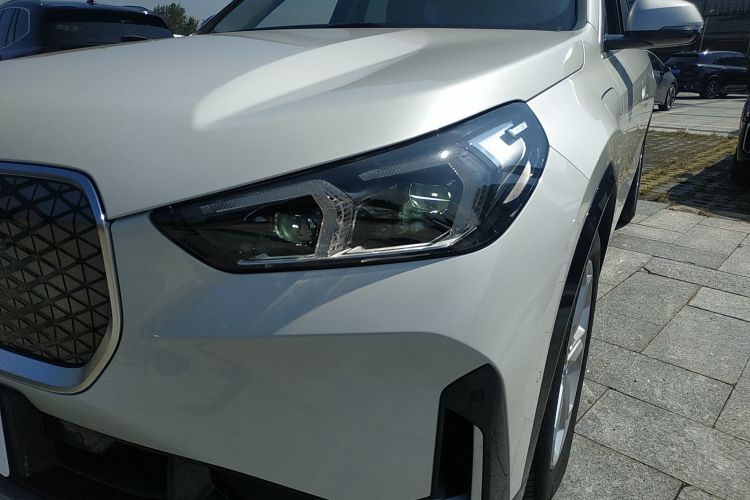 宝马iX1 2023款 eDrive25L X设计套装局部细节36