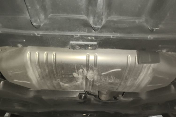 奔驰A级 2021款 A 200 L 运动轿车动感型局部细节9009