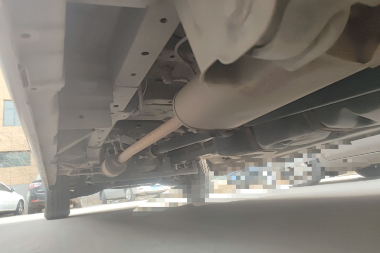 长安凯程 长安睿行M90 2018款 2.0L超值型高顶对开门6座4G94S局部细节9003