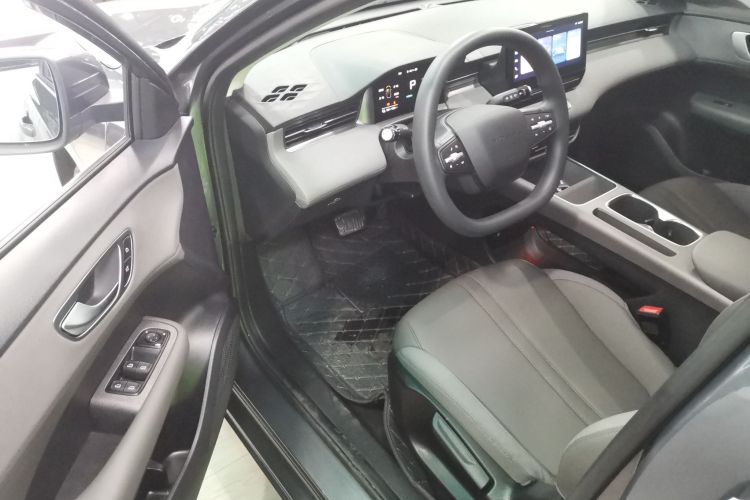 荣威D6 2025款 450km 优享版中控内饰20