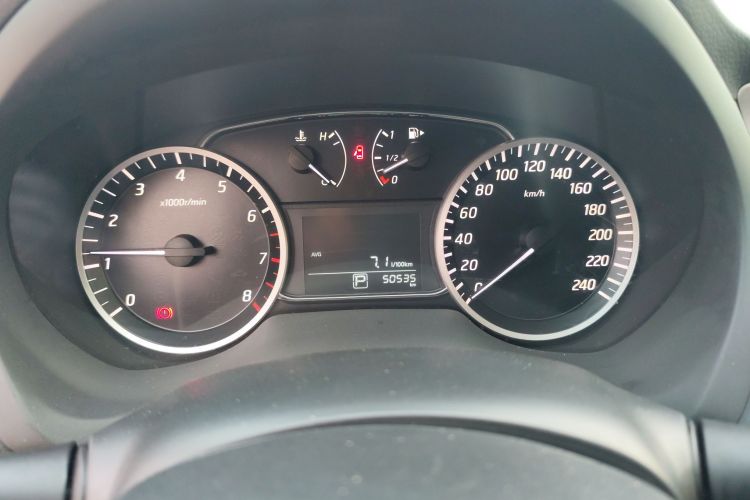 日产 轩逸 2021款 经典 1.6XE CVT舒适版中控内饰14