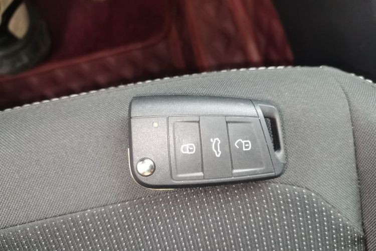 大众 Polo 2019款 Plus 1.5L 自动全景乐享版中控内饰11