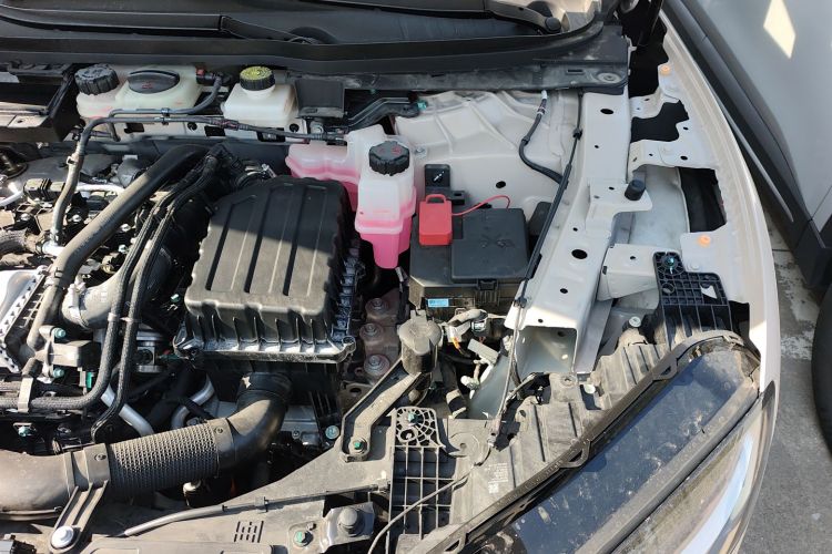 鸿蒙智行 智界R7 2025款 增程 251km Max局部细节9007