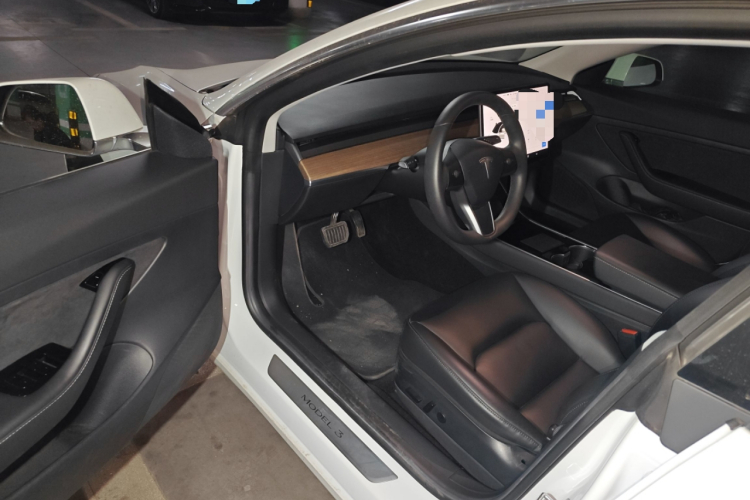 特斯拉 Model 3 2020款 改款 长续航后轮驱动版中控内饰20