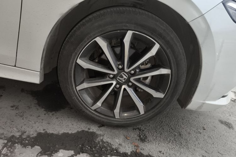 本田 型格 2023款 240TURBO CVT智享版车身外观10