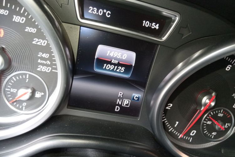 奔驰GLS 2017款 GLS 400 4MATIC时尚型中控内饰15