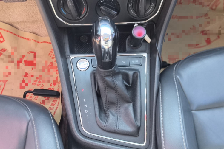 大众 朗逸 2017款 1.6L 自动舒适版中控内饰18