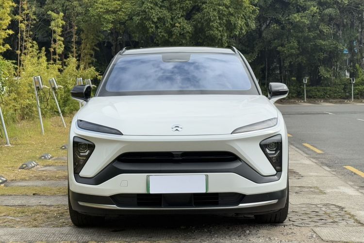 蔚来ES6 2020款 455KM 运动版车身外观2