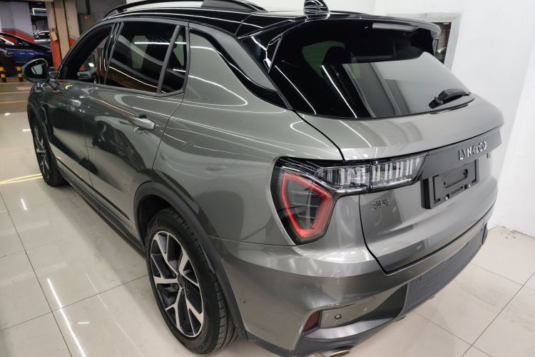 领克01 EM-P 2021款 1.5TD PHEV Halo车身外观4