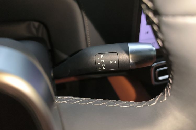 理想汽车 理想L7 2023款 Air中控内饰18