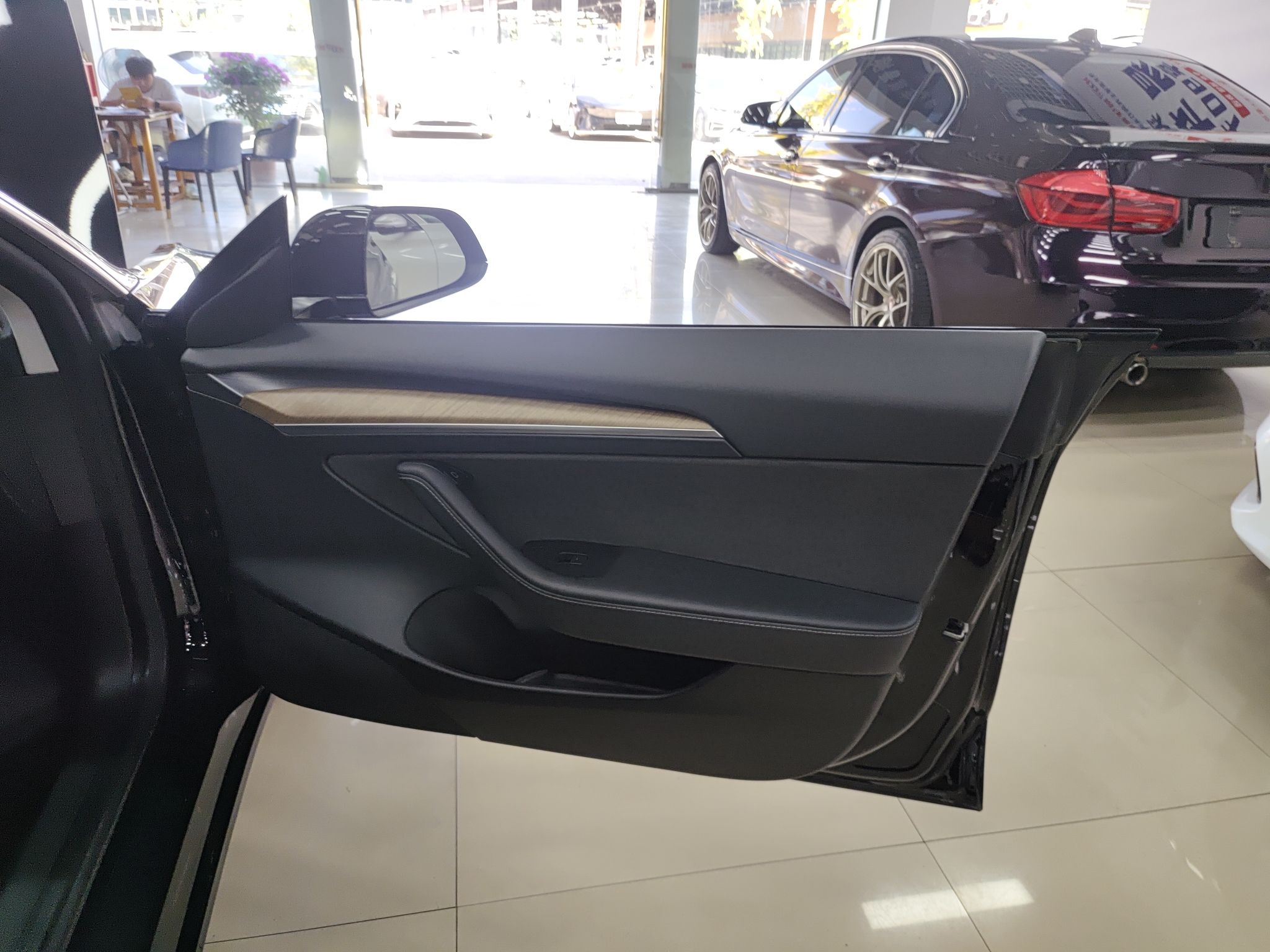 特斯拉 Model 3 2021款 标准续航后驱升级版