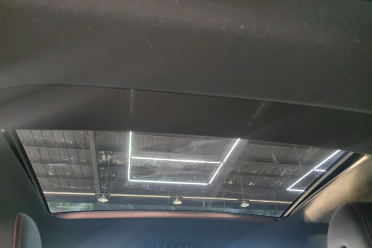 奔驰A级 2024款 改款 A 200 L 时尚型中控内饰22