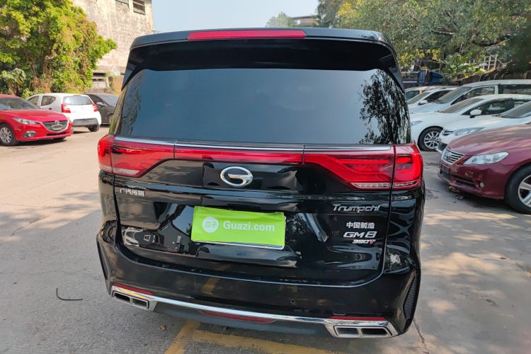 广汽传祺 传祺M8 2020款 领航款 390T 尊享版车身外观6