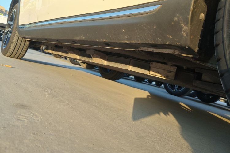 哪吒汽车 哪吒AYA 2023款 401 Lite局部细节9001