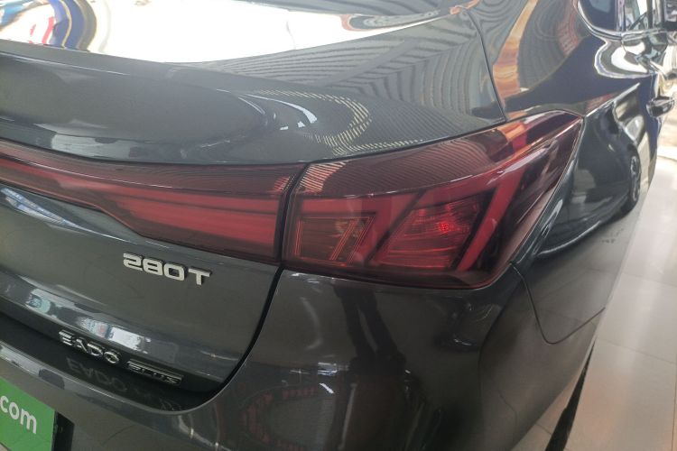 长安 逸动 2023款 畅享版 PLUS 蓝鲸NE 1.4T GDI DCT尊贵版车身外观6006