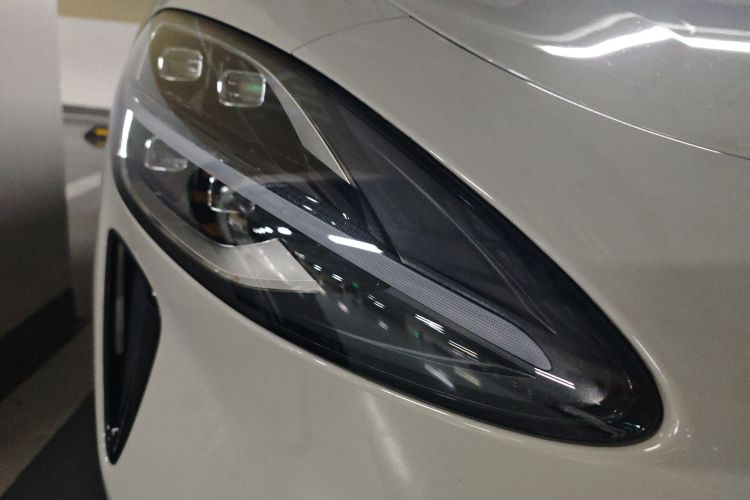 小米汽车 小米SU7 2024款 后驱标准创始版车身外观8