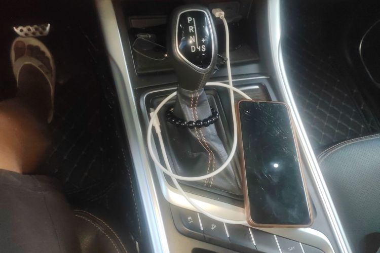 吉利汽车 远景X6 2018款 1.4T CVT 4G互联豪华型中控内饰18