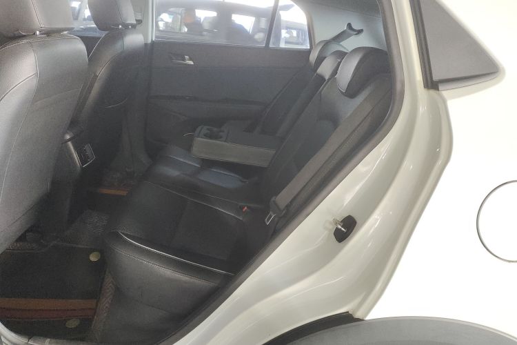 北京现代ix25 2015款 2.0L 自动两驱智能型GLS中控内饰21