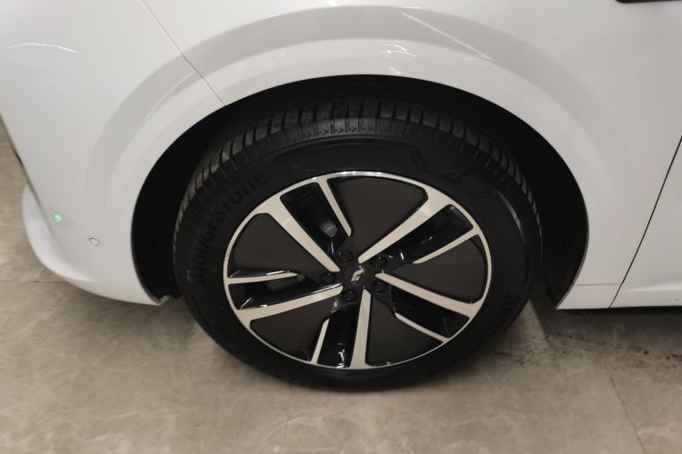 理想汽车 理想L6 2024款 Pro车身外观6007