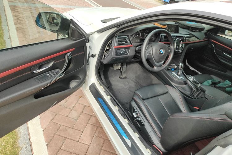 宝马4系 2016款 420i 设计套装型中控内饰20