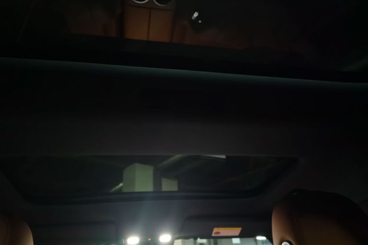 理想汽车 理想L8 2023款 Pro中控内饰22