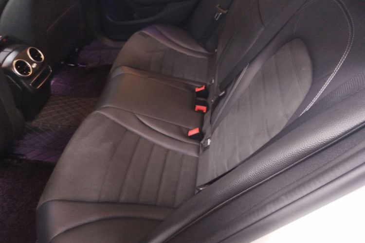 奔驰C级 2021款 C 260 星耀臻藏版中控内饰7004