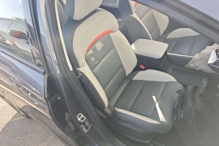 名爵 MG4 EV 2022款 520km 旗舰版局部细节41