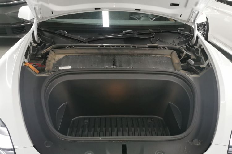 特斯拉 Model Y 2022款 后轮驱动版局部细节24