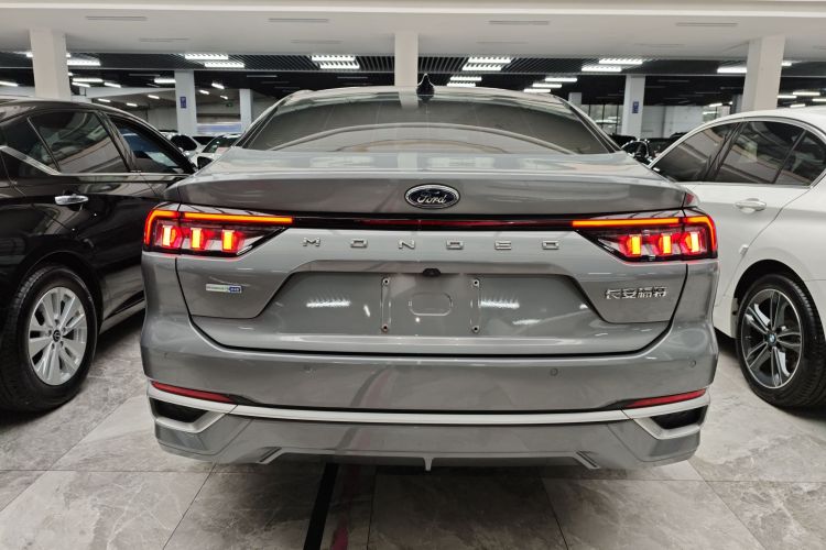 福特 蒙迪欧 2022款 改款 EcoBoost 245 豪华型车身外观6004