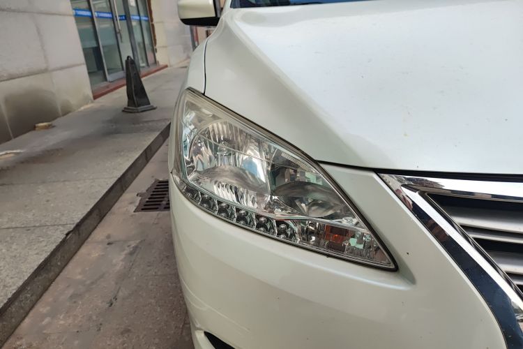 日产 轩逸 2014款 1.6XV CVT尊享版车身外观8