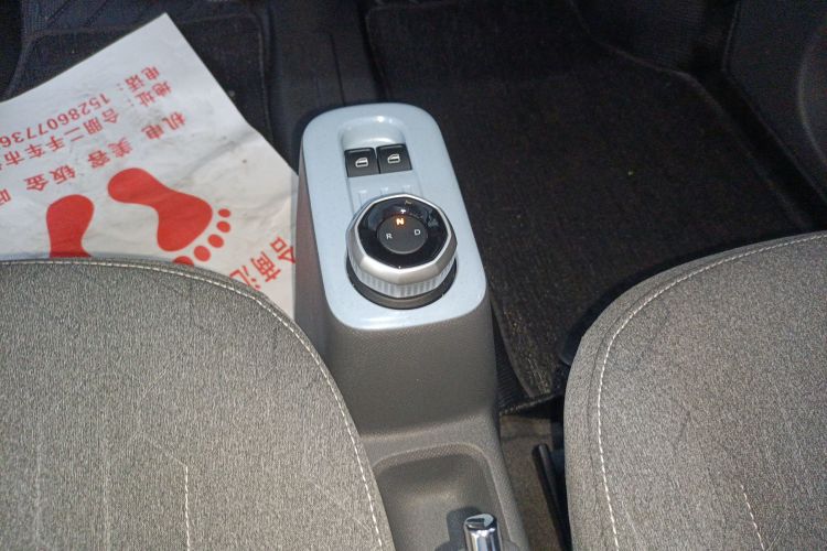 吉利银河 2023款 熊猫mini 200km 耐力熊局部细节18