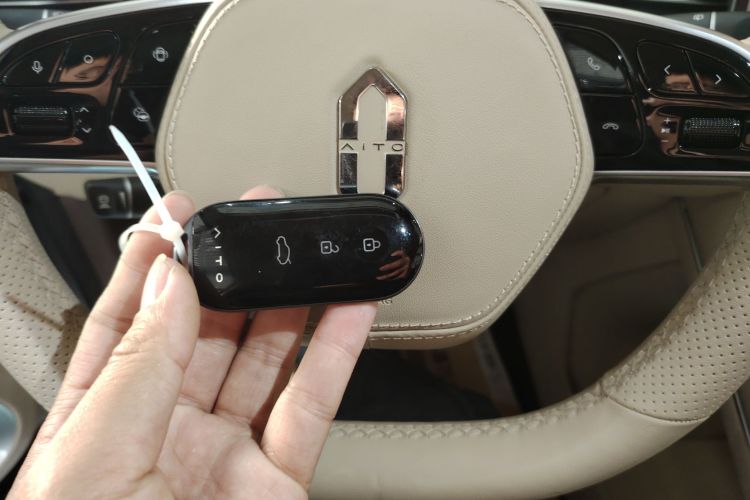 鸿蒙智行 问界M7 2024款 1.5T 后驱Plus版 5座中控内饰11