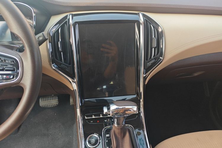 猎豹汽车 猎豹CS9 2017款 1.5L CVT舒适型中控内饰16