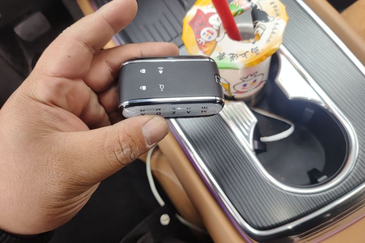 马自达EZ-6 2024款 增程200智尊版中控内饰7001