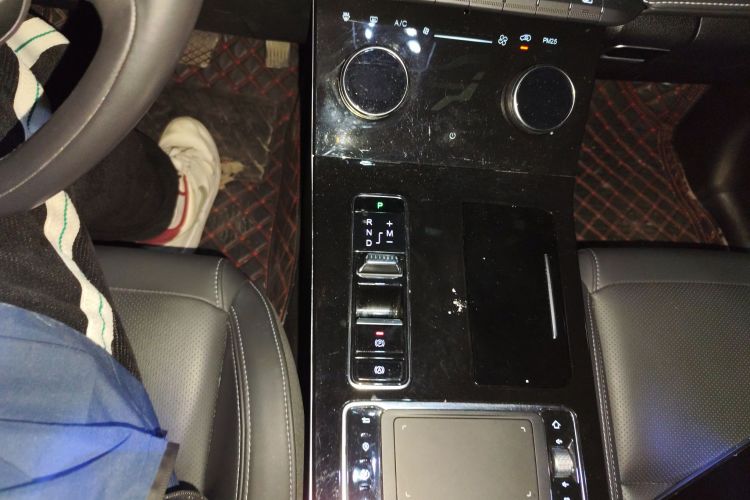 星途追风 2022款 凡尔赛版 1.6T DCT乘风起版中控内饰18