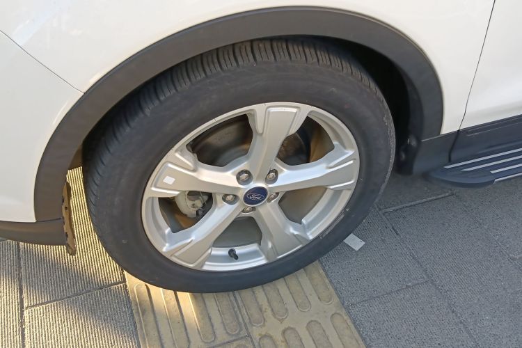 福特 翼虎 2018款 EcoBoost 180 两驱铂翼型车身外观6007