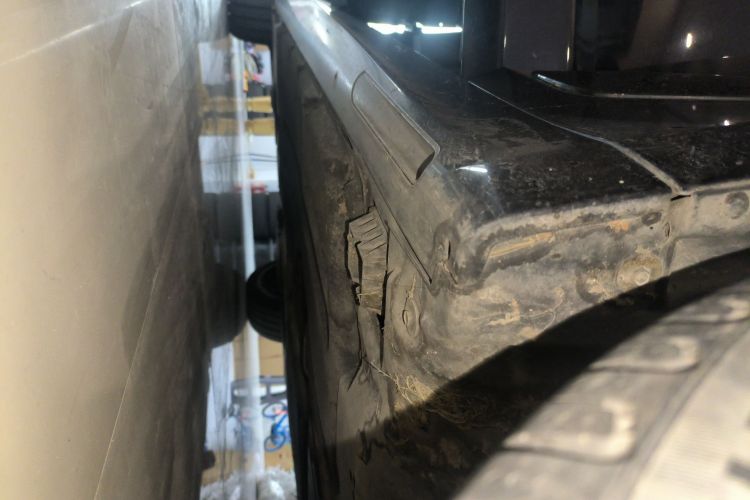 宝马5系 2018款 改款 530Li xDrive M运动套装局部细节9001