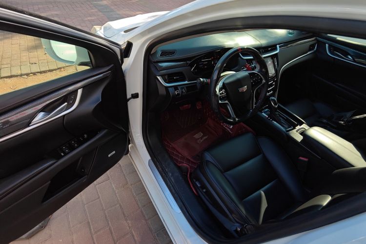 凯迪拉克XTS 2018款 28T 技术型中控内饰20