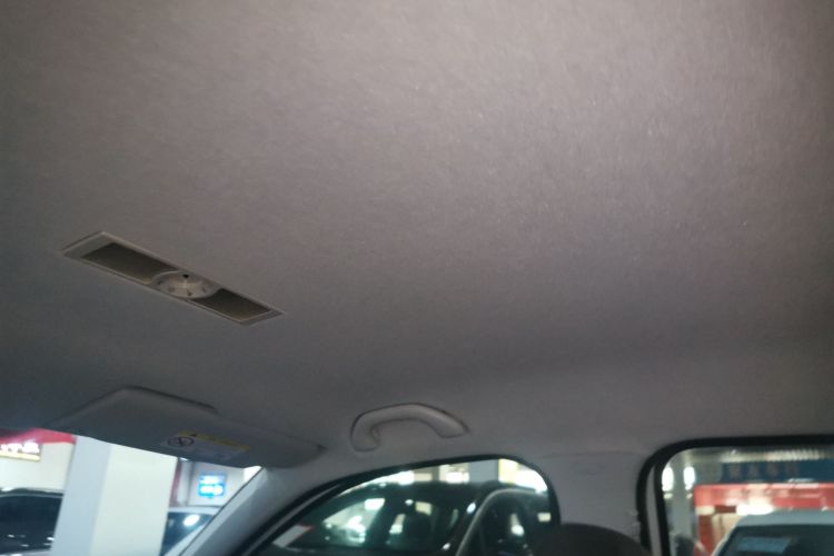 大众 朗逸 2017款 1.6L 自动风尚版局部细节22