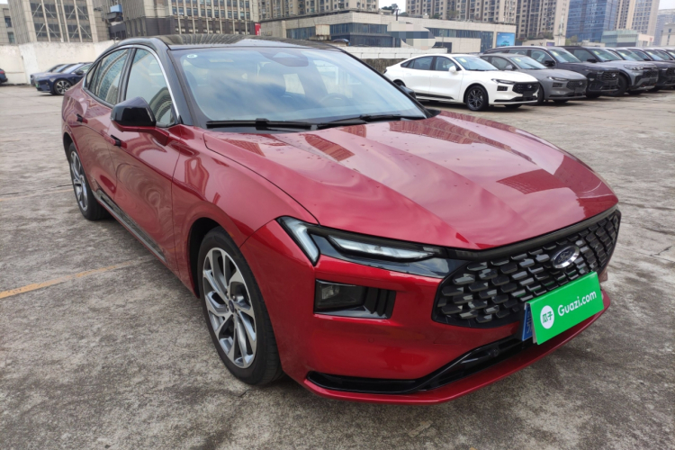 福特 蒙迪欧 2025款 2.0T EcoBoost 至尊型车身外观3