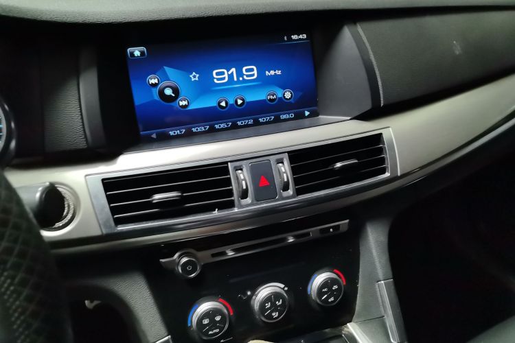 哈弗H7 2017款 红标H7 2.0T 自动豪华型中控内饰16