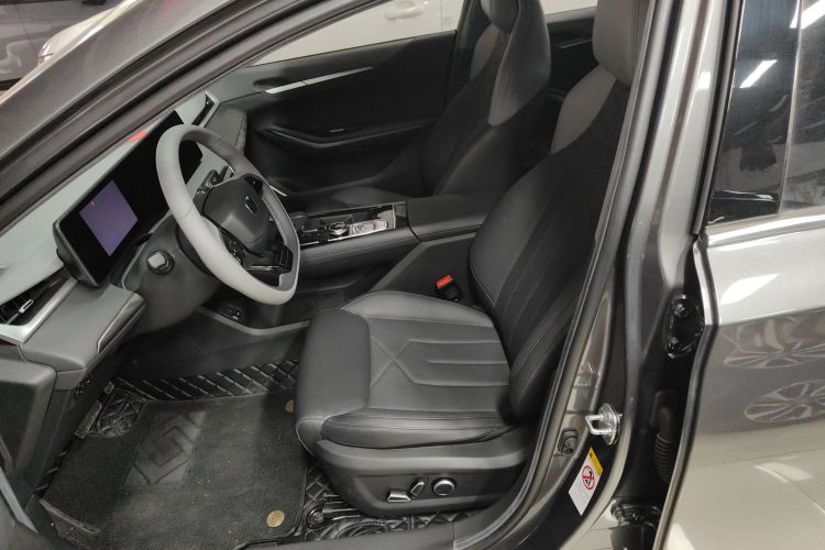 长安 锐程PLUS 2023款 1.5T DCT领悦型中控内饰19