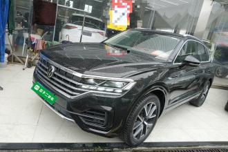 大众 途锐 2022款 3.0TSI 锐享版 经典运动套装