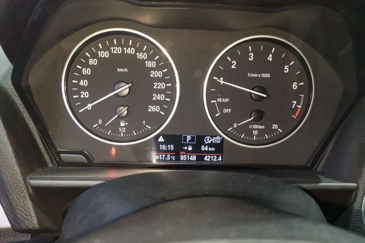 宝马1系(进口) 2015款 118i 领先型中控内饰14