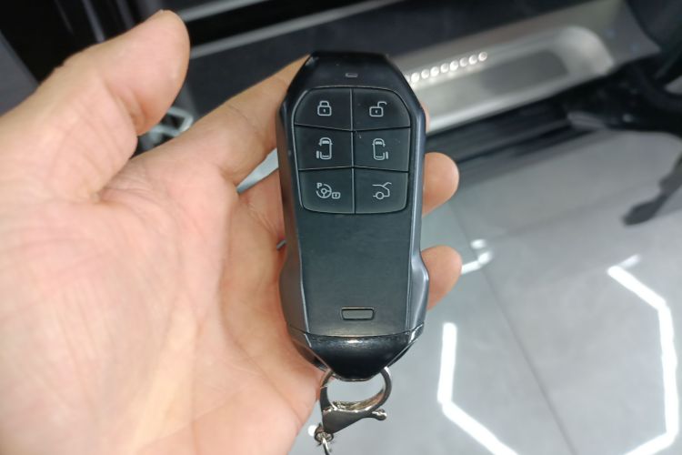 小鹏X9 2024款 610长续航Pro中控内饰11